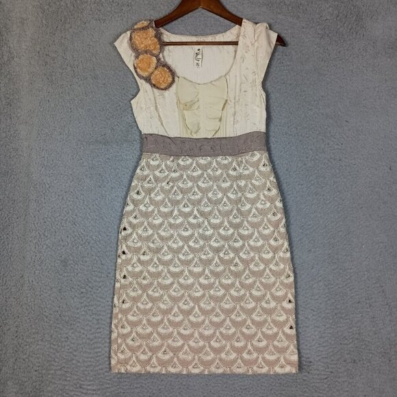 Floreat Dresses & Skirts - Anthropologie Floreat Sheath Dress Women's 0 Beige Babergh Tapestry Cap Sleeve
